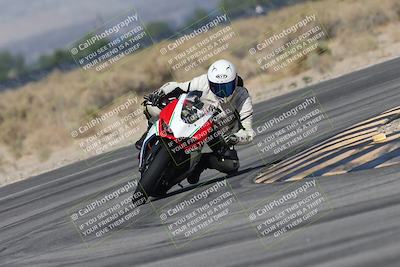 media/Oct-13-2025-Moto Forza (Mon) [[a66d839500]]/2-A Group/Session 3 (Turn 16)/